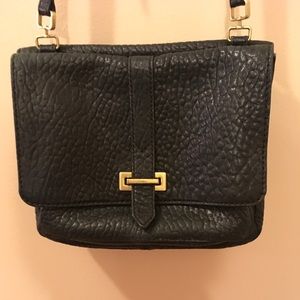 Black Fossil cross body—slightly worn